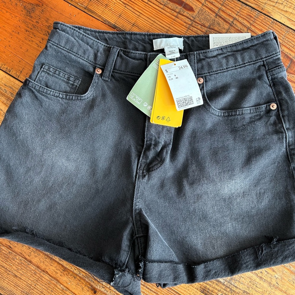 NWT H & M shorts